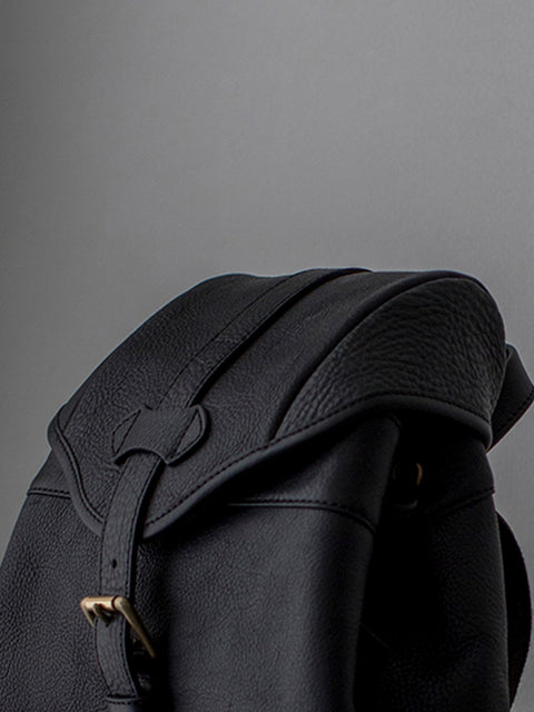 GANZOブラック レザーバックパック GANZOブラック レザーバックパック ショルダーバッグ・リュック